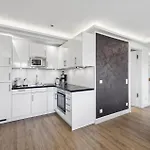 Cloud Apartment